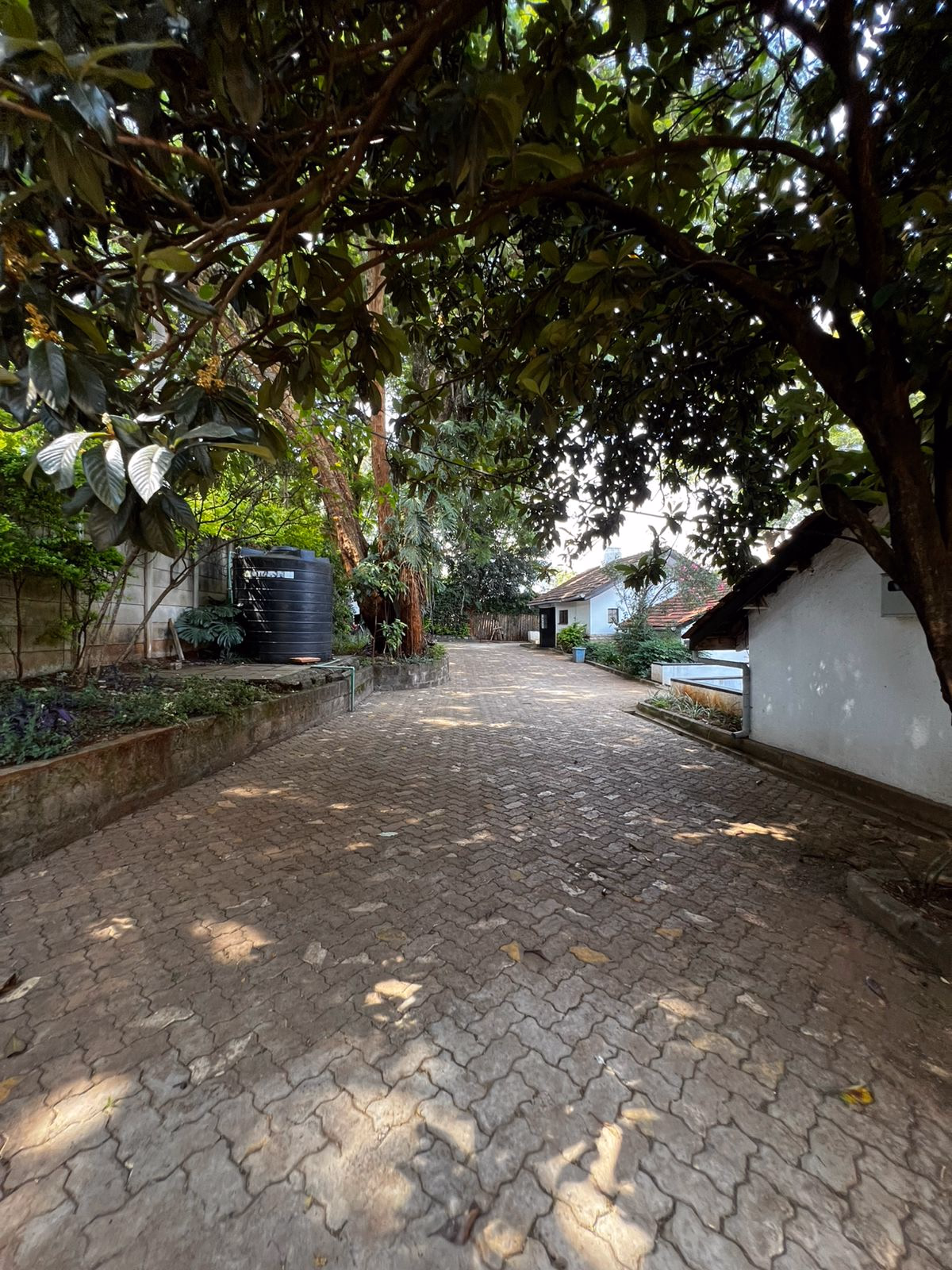 Commercial Property available for Rent