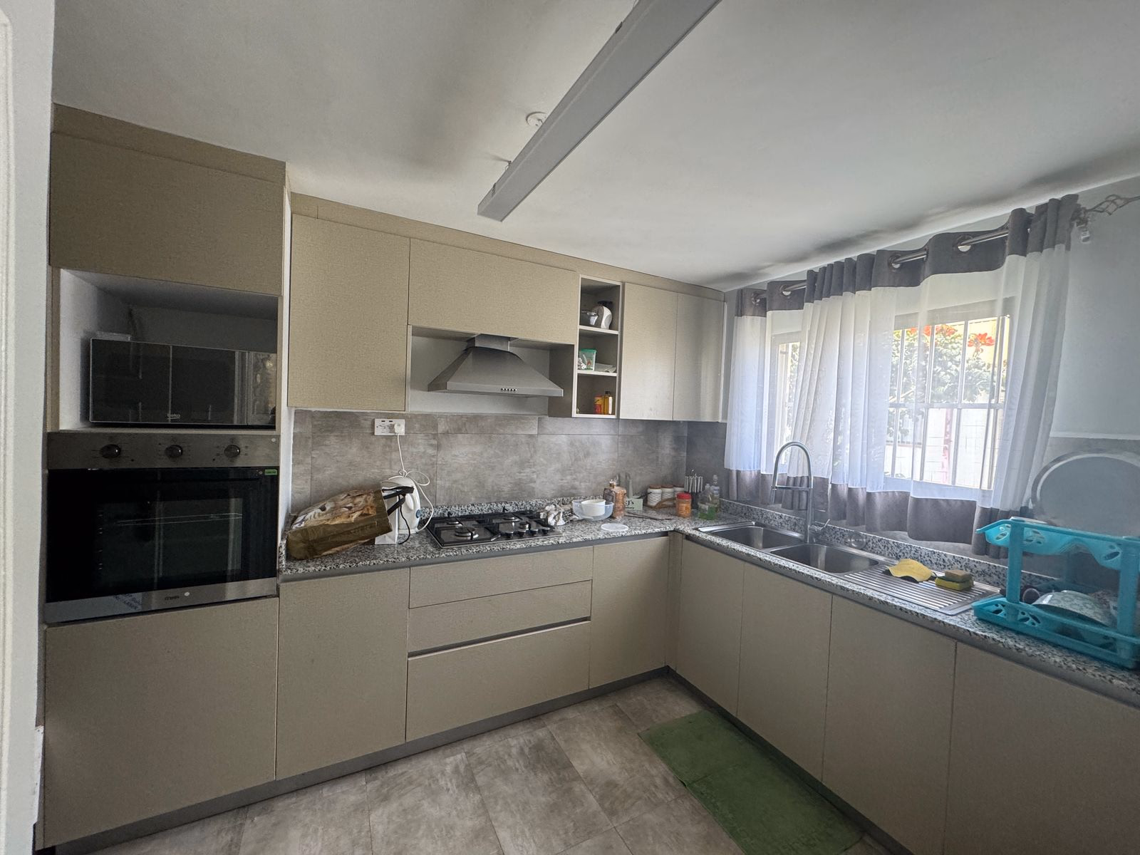 3-bedroom apartment for sale in Embakasi - Image 3