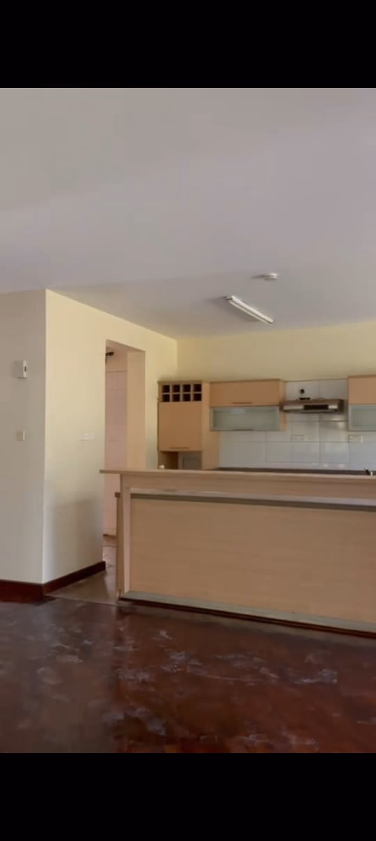 Four-bedroom villa for Rent in Ridgeways
