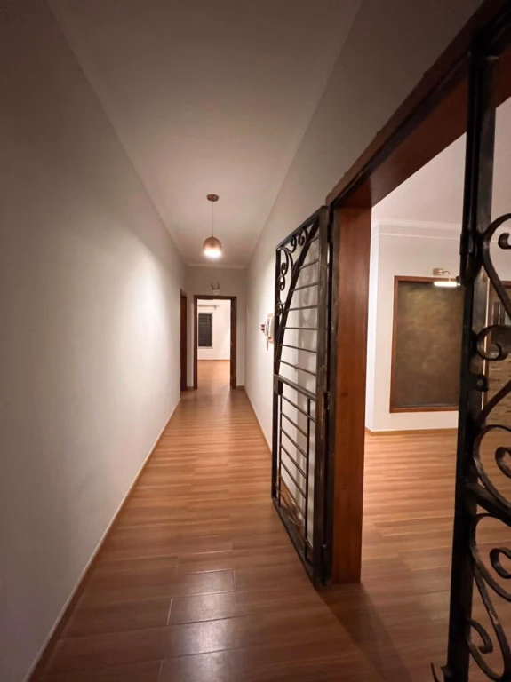 Pearl Heights - spacious three-bedroom apartment
