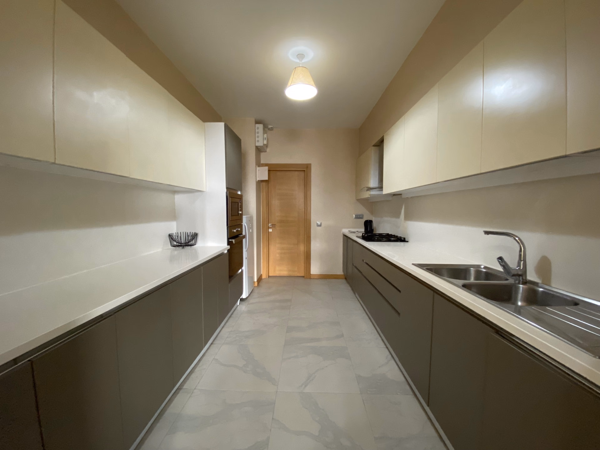 Fully furnished 3-bedroom for Rent