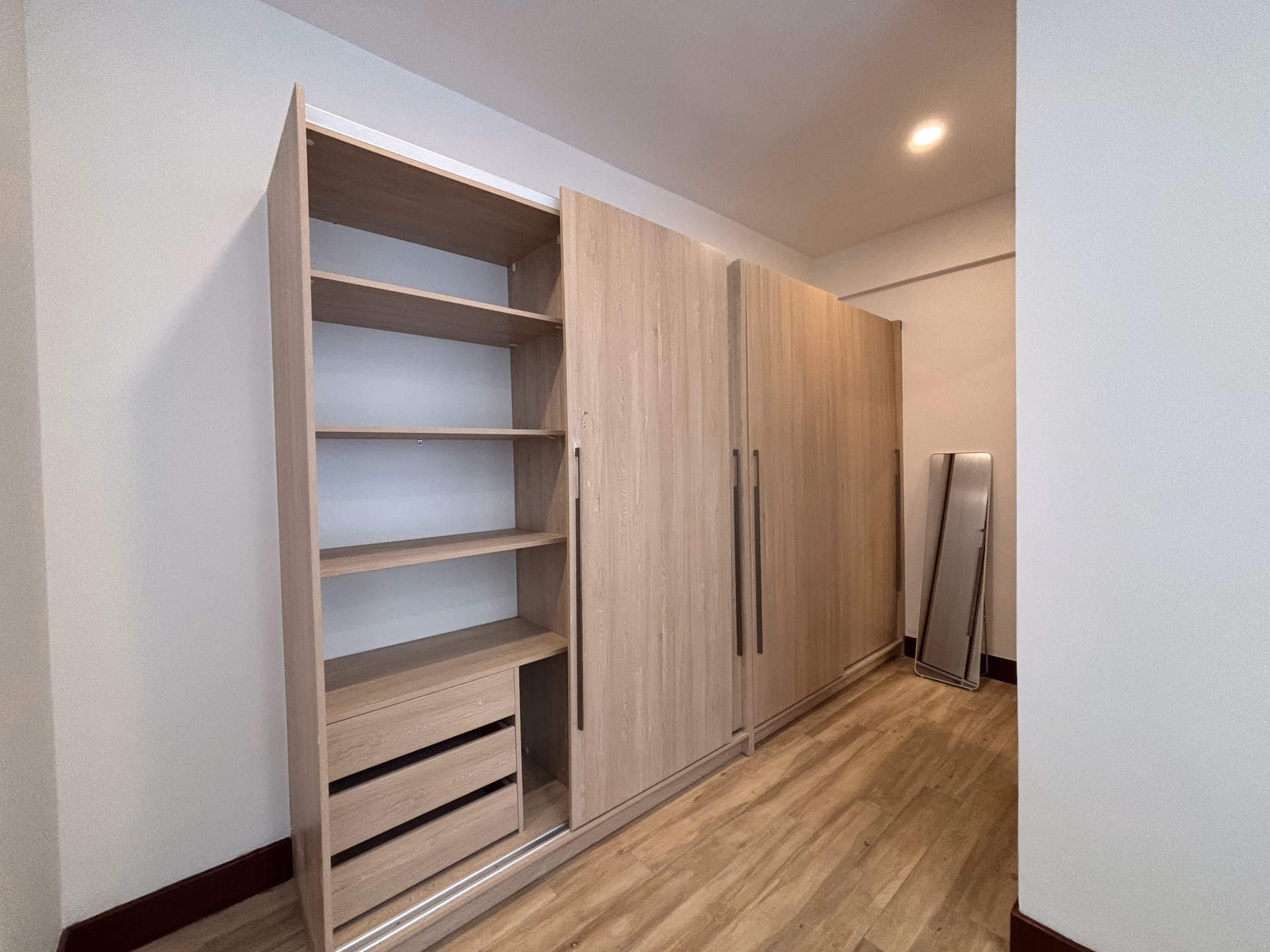 Colosseum Residences