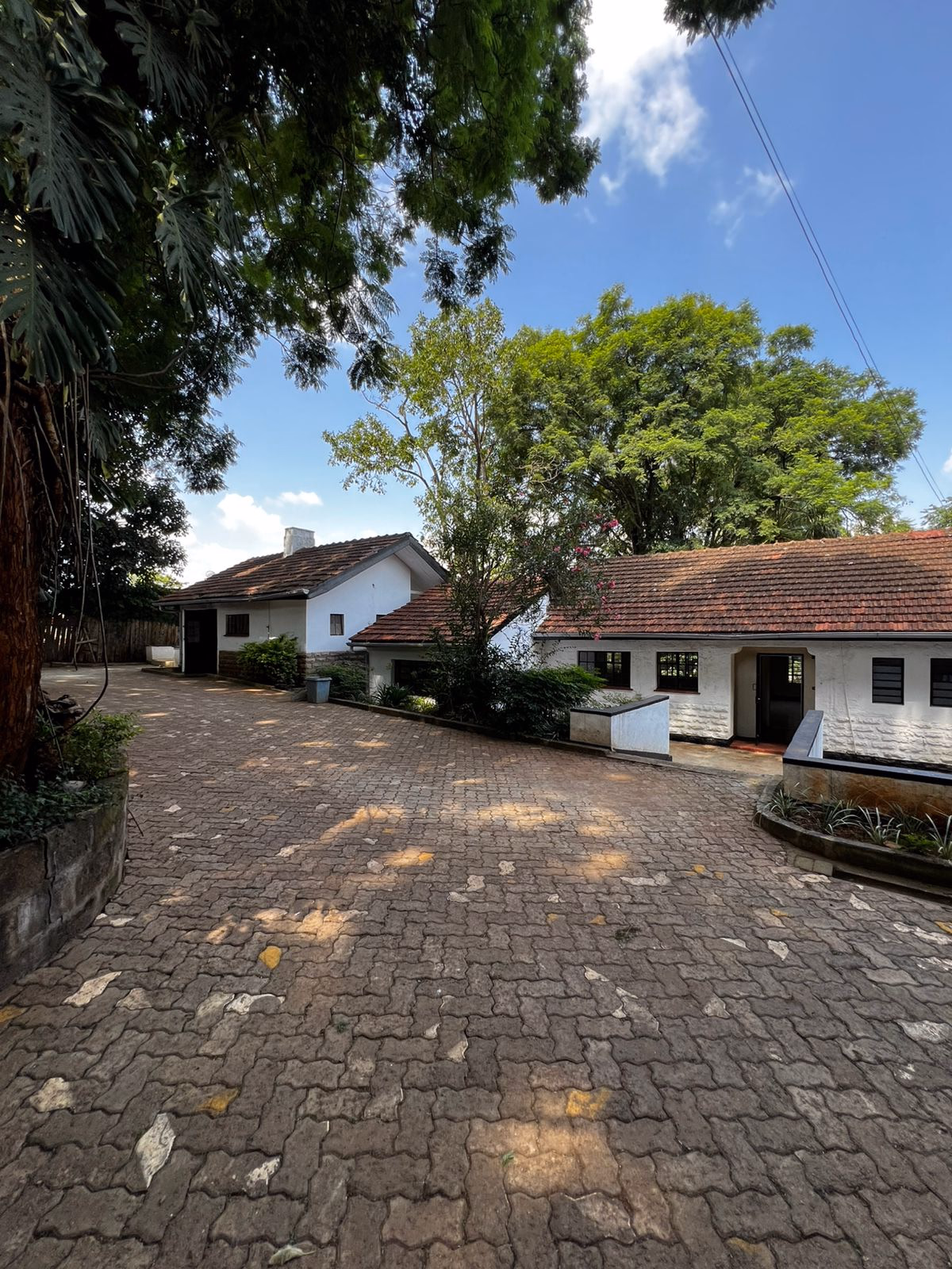 Commercial Property available for Rent