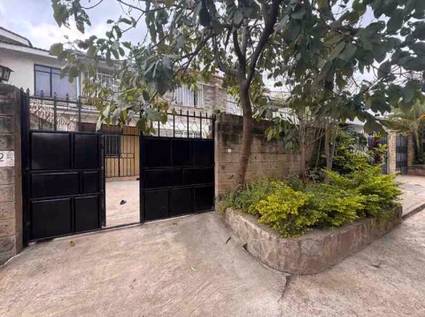 Three-bedroom maisonette for rent