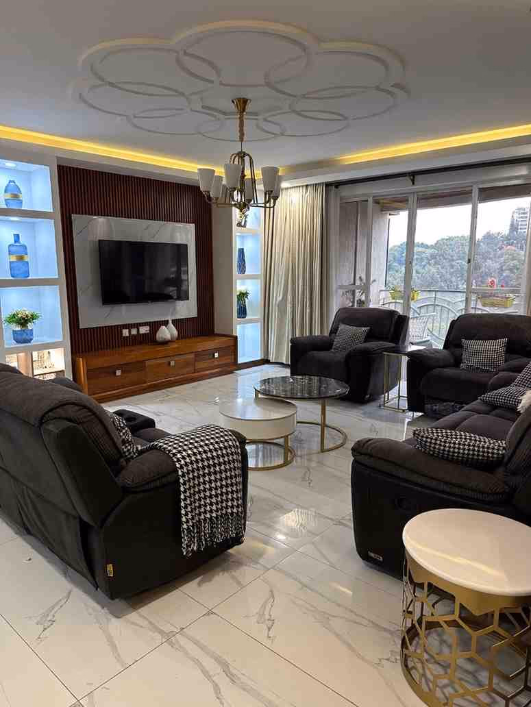 Four-bedroom duplex plus DSQ for Rent