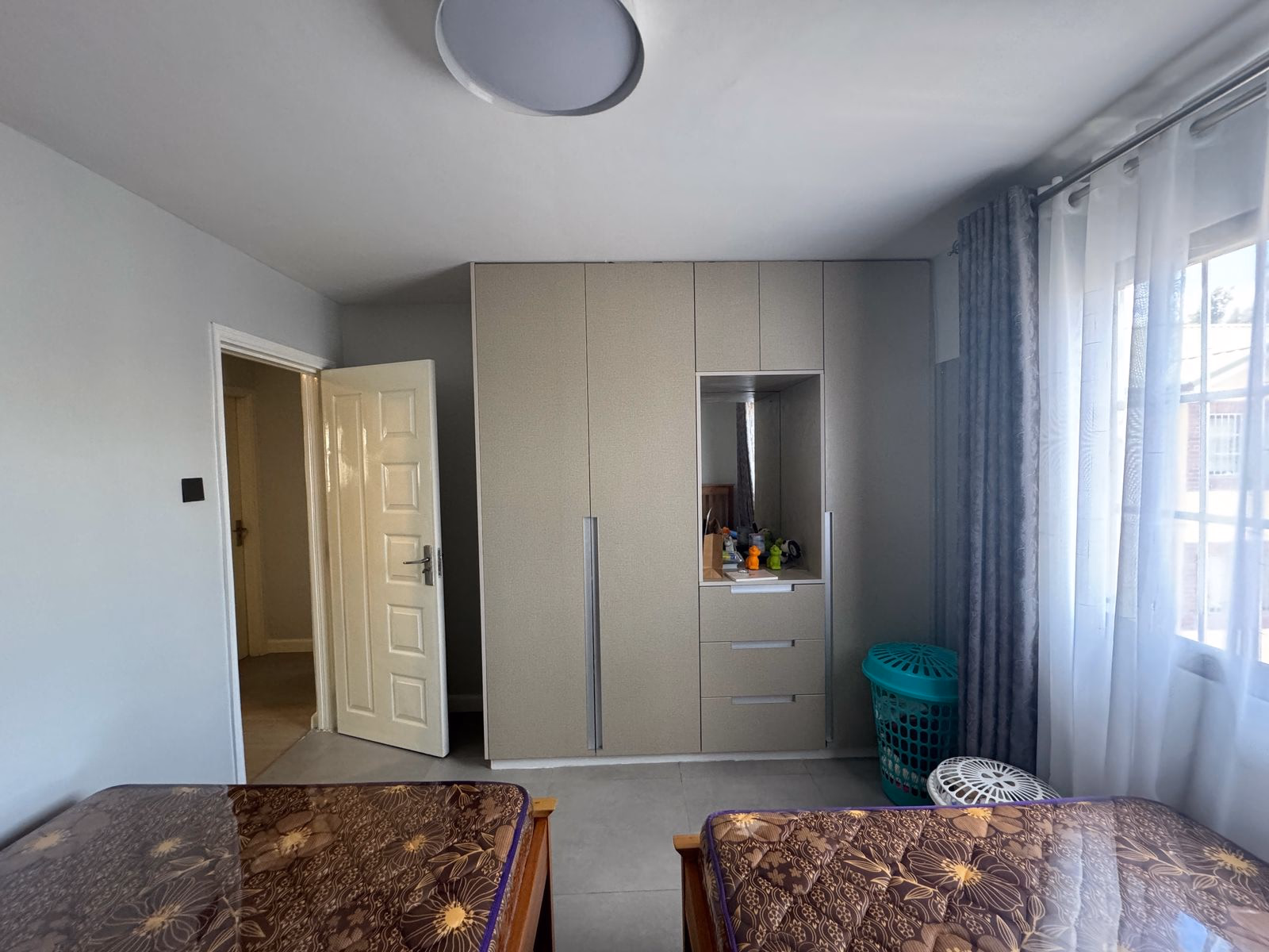 3-bedroom apartment for sale in Embakasi