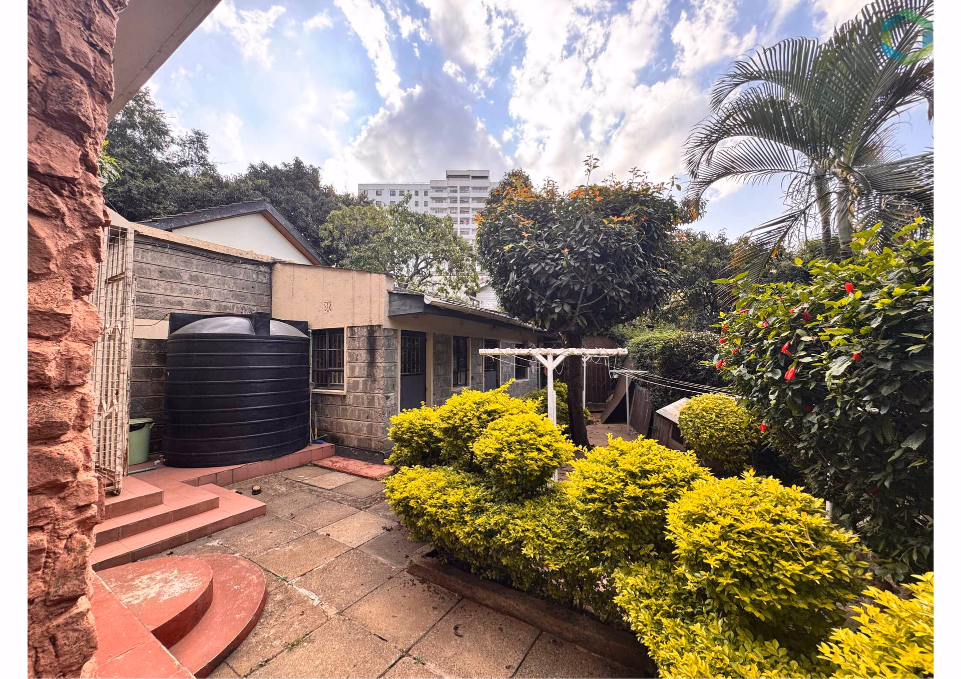 1 / 4 Acre Land in Parklands