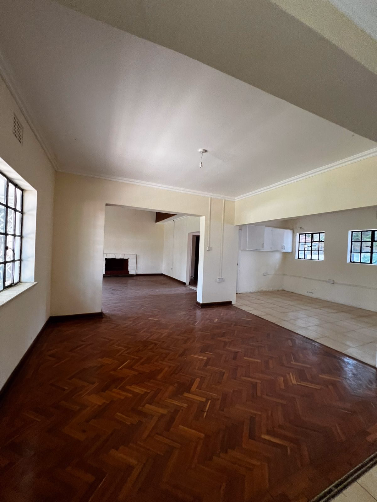 Commercial Property available for Rent