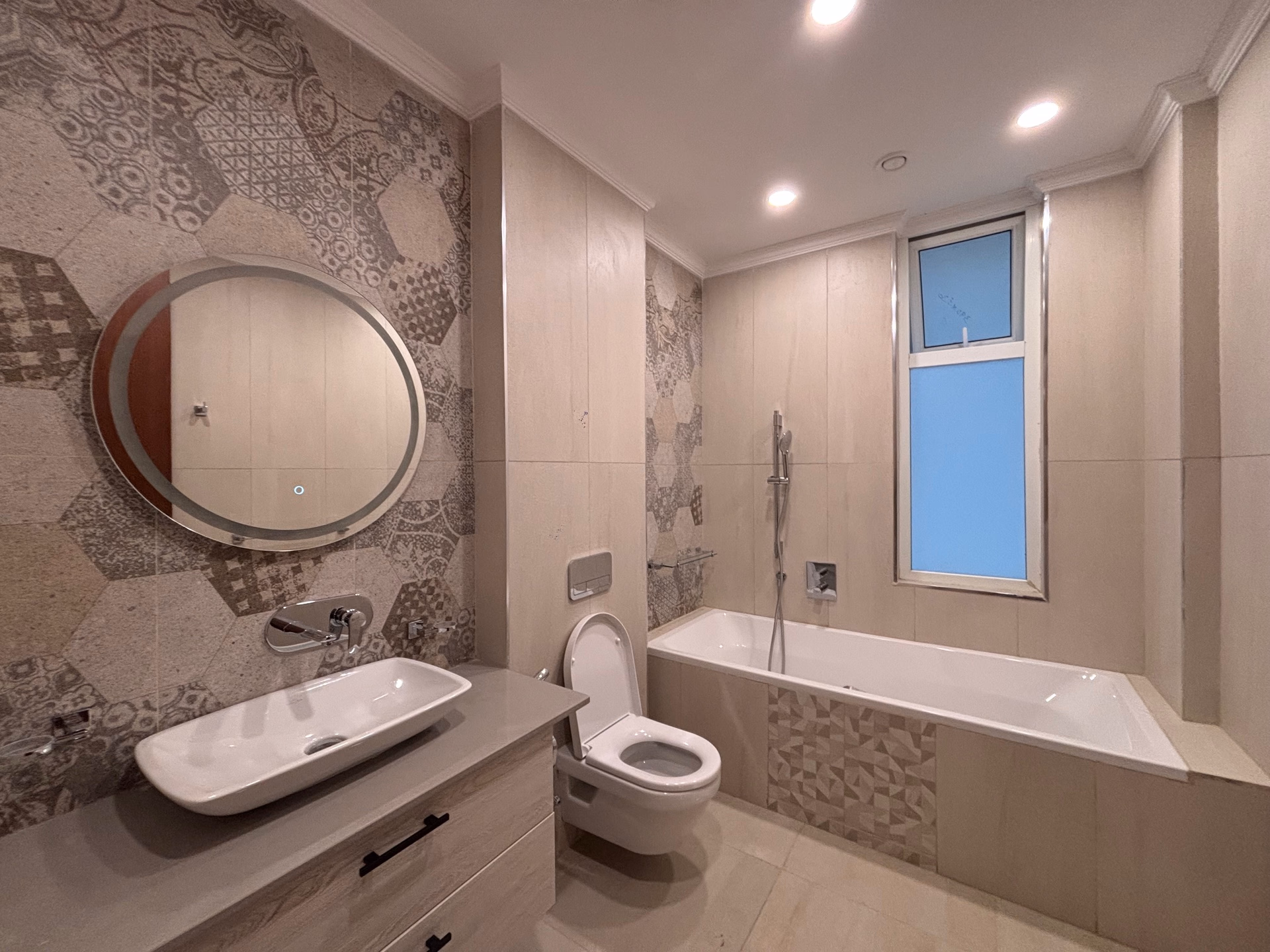 Colosseum Residences