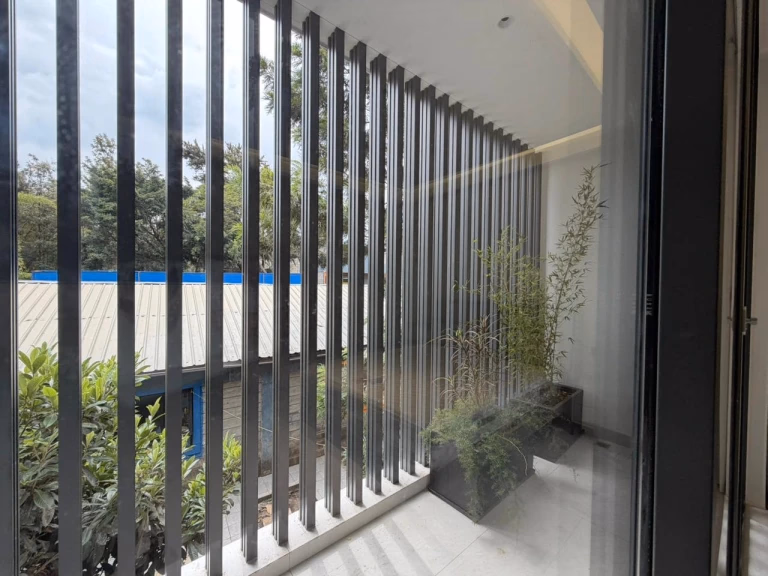 Exquisite five-bedroom villas for sale