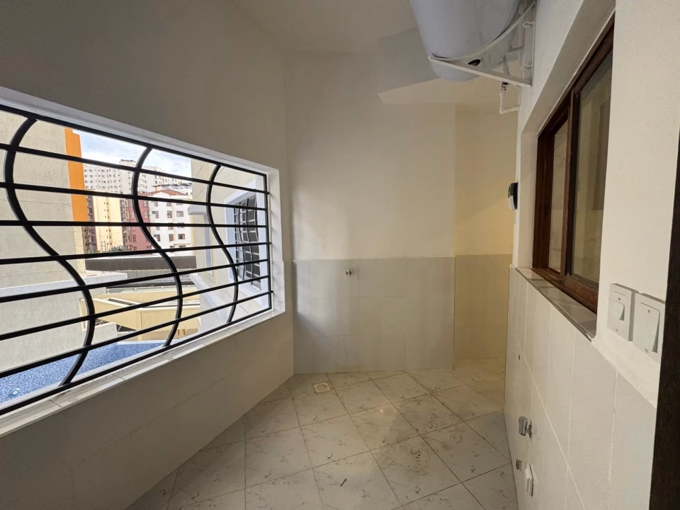 Three Bedroom Apartment For Rent In Kileleshwa