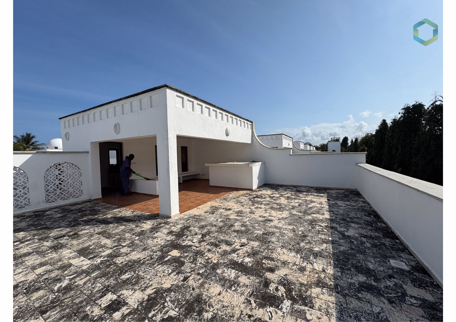 Lantana Coral Drive