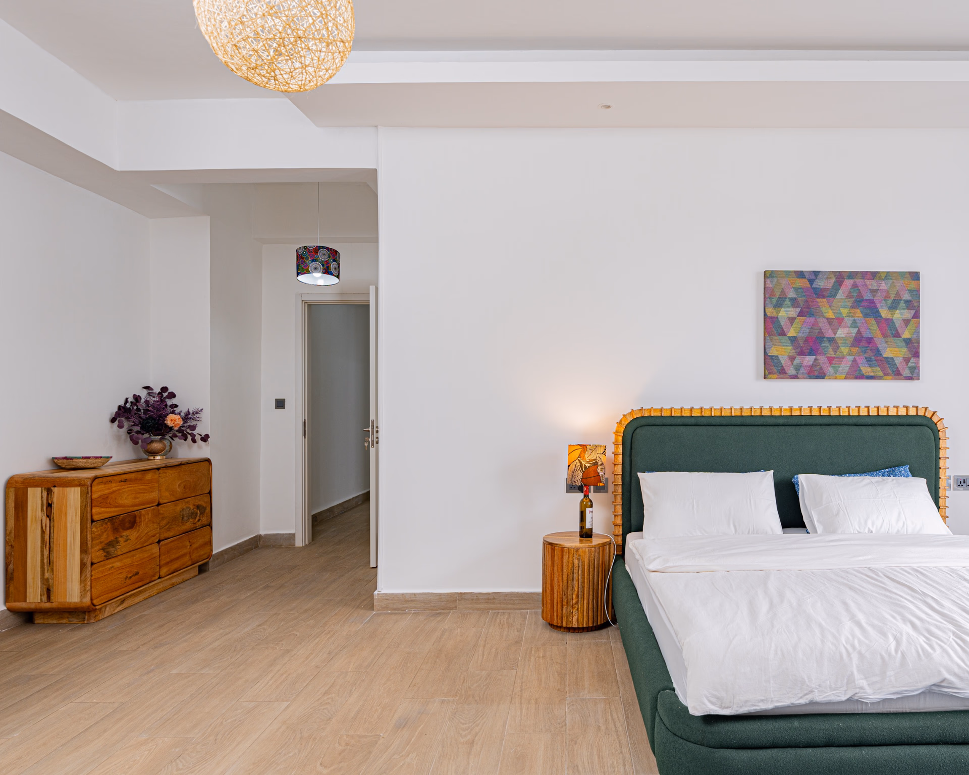 Riverside Square Residence - Three bedroom + DSQ