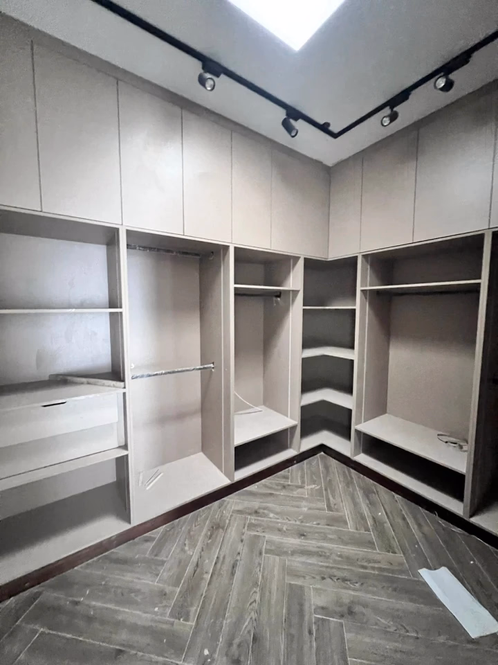 5-bedroom Luxury Stand-Alone Villa for Rent
