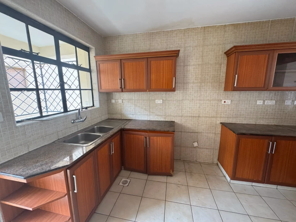 Three Bedroom Apartment Available For Rent In Lavington