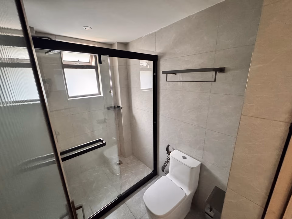 3 Bedroom Apartment For Sale In Riverside