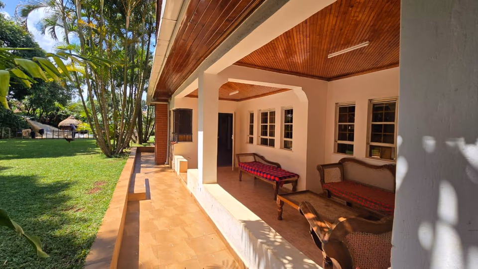 Spacious 4-Bedroom Home with Guest Wing & Garden