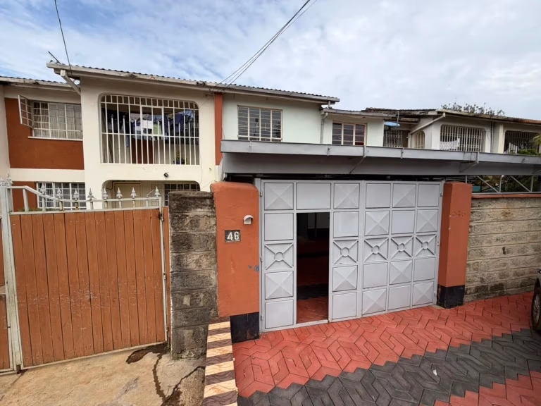 Four-bedroom maisonette for sale in South C