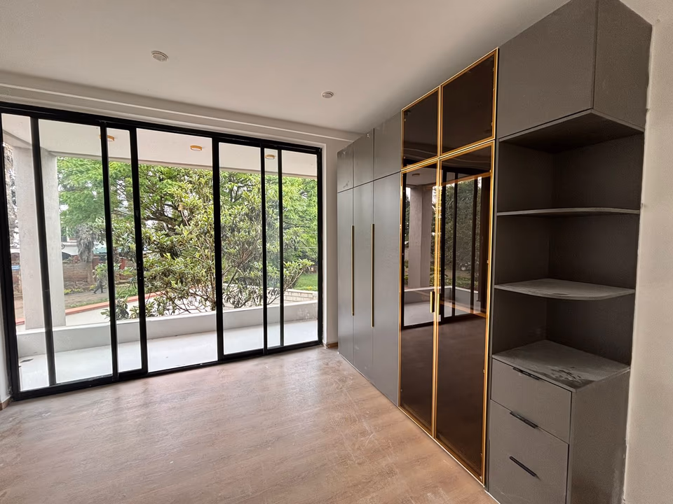 5 Bed villas for sale in Lavington