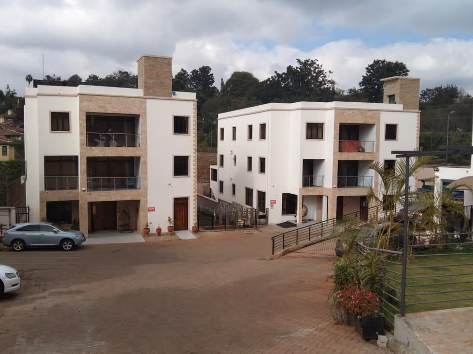 5-bedroom villa for Rent in Kyuna
