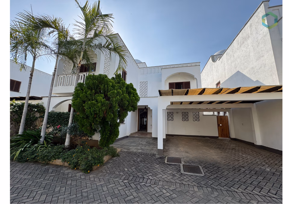 Lantana Coral Drive