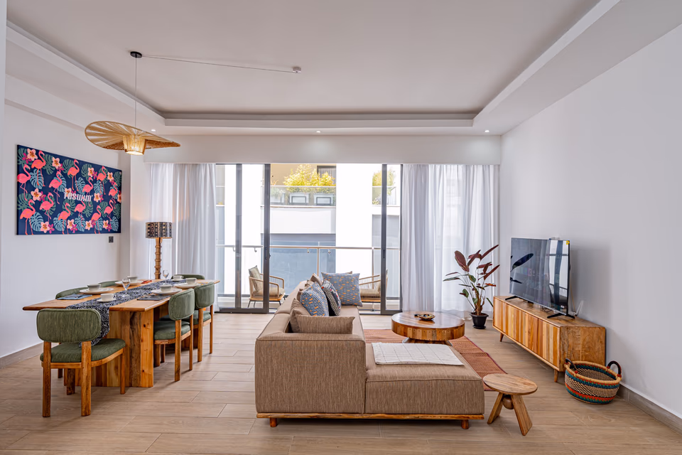 Riverside Square Residence - Three bedroom + DSQ