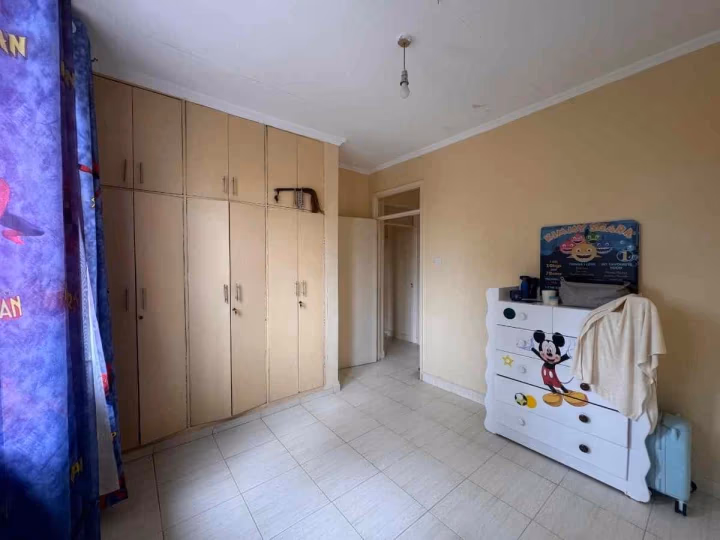 Three-bedroom maisonette for rent
