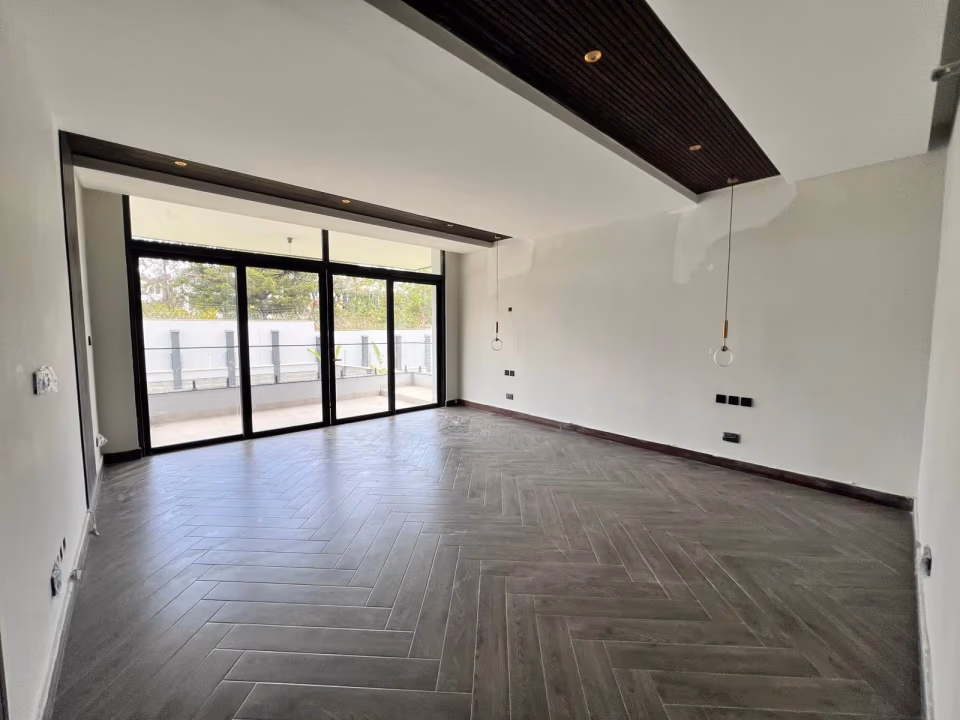 5-bedroom Luxury Stand-Alone Villa for Rent