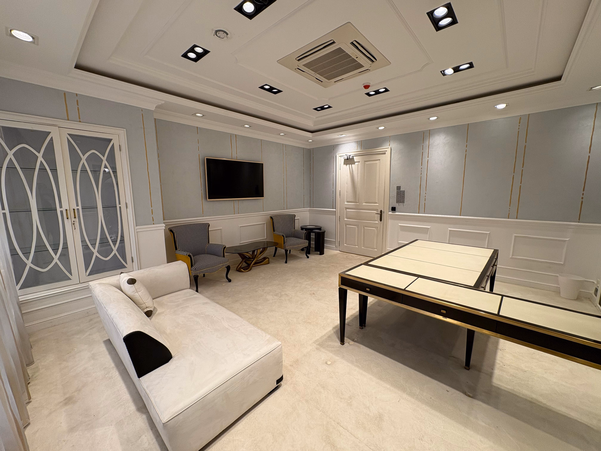 Office Space available for Sale