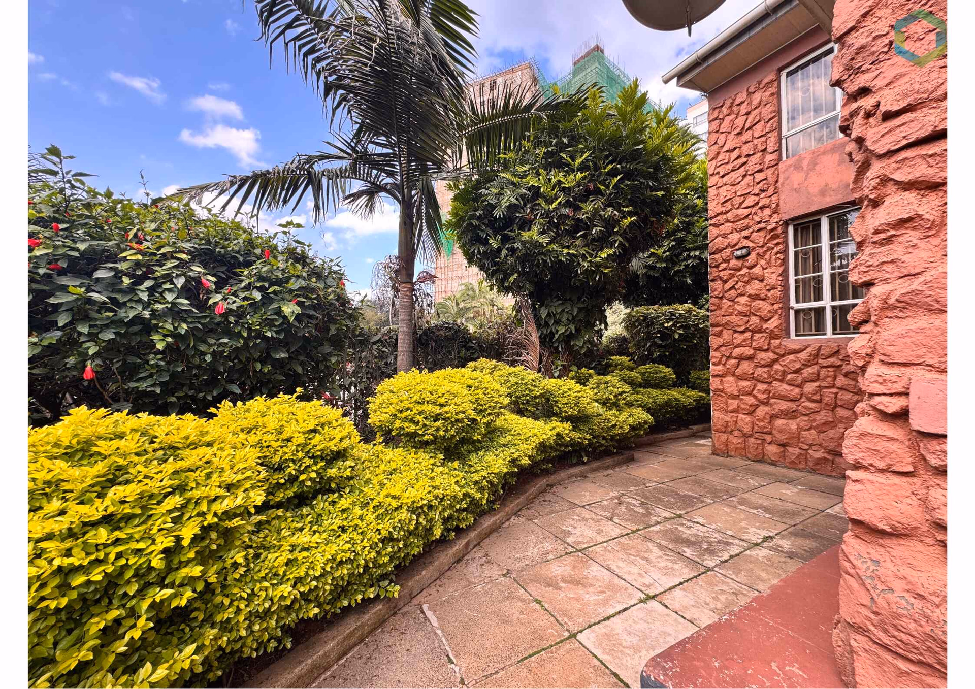 1 / 4 Acre Land in Parklands