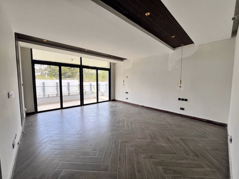 5-bedroom Luxury Stand-Alone Villa for Rent