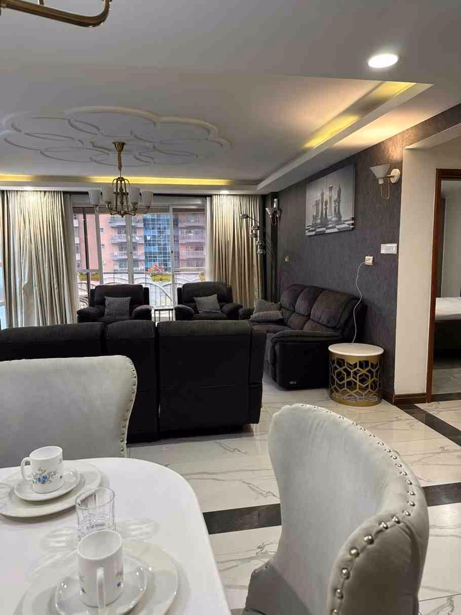 Four-bedroom duplex plus DSQ for Rent