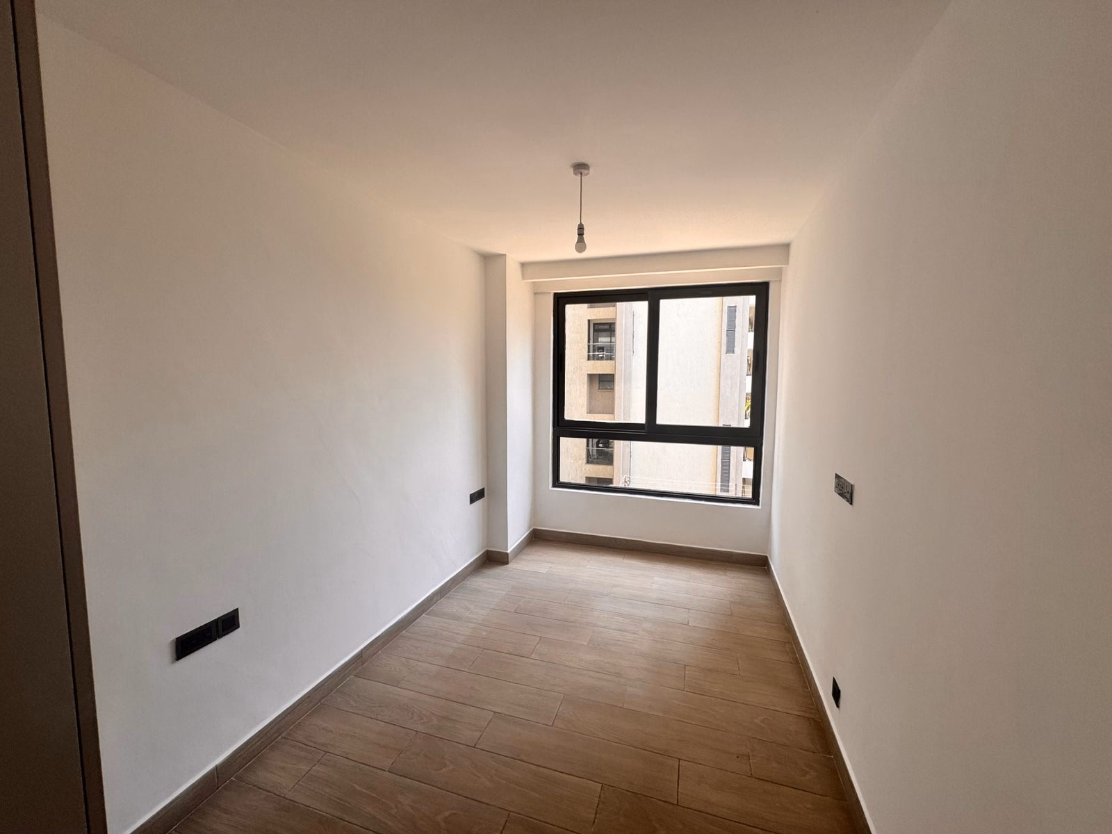 Three Bedroom For Rent In Riverside